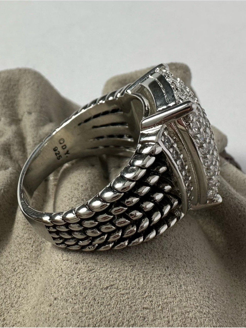 David Yurman Wheaton Pave Ring Size 9.25 - Picture 3 of 6